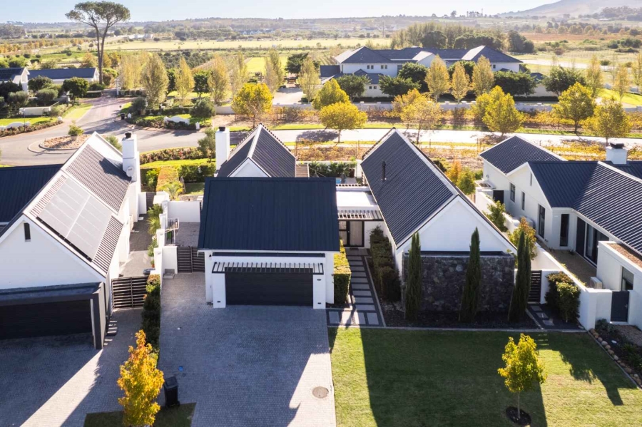 3 Bedroom Property for Sale in Val De Vie Estate Western Cape